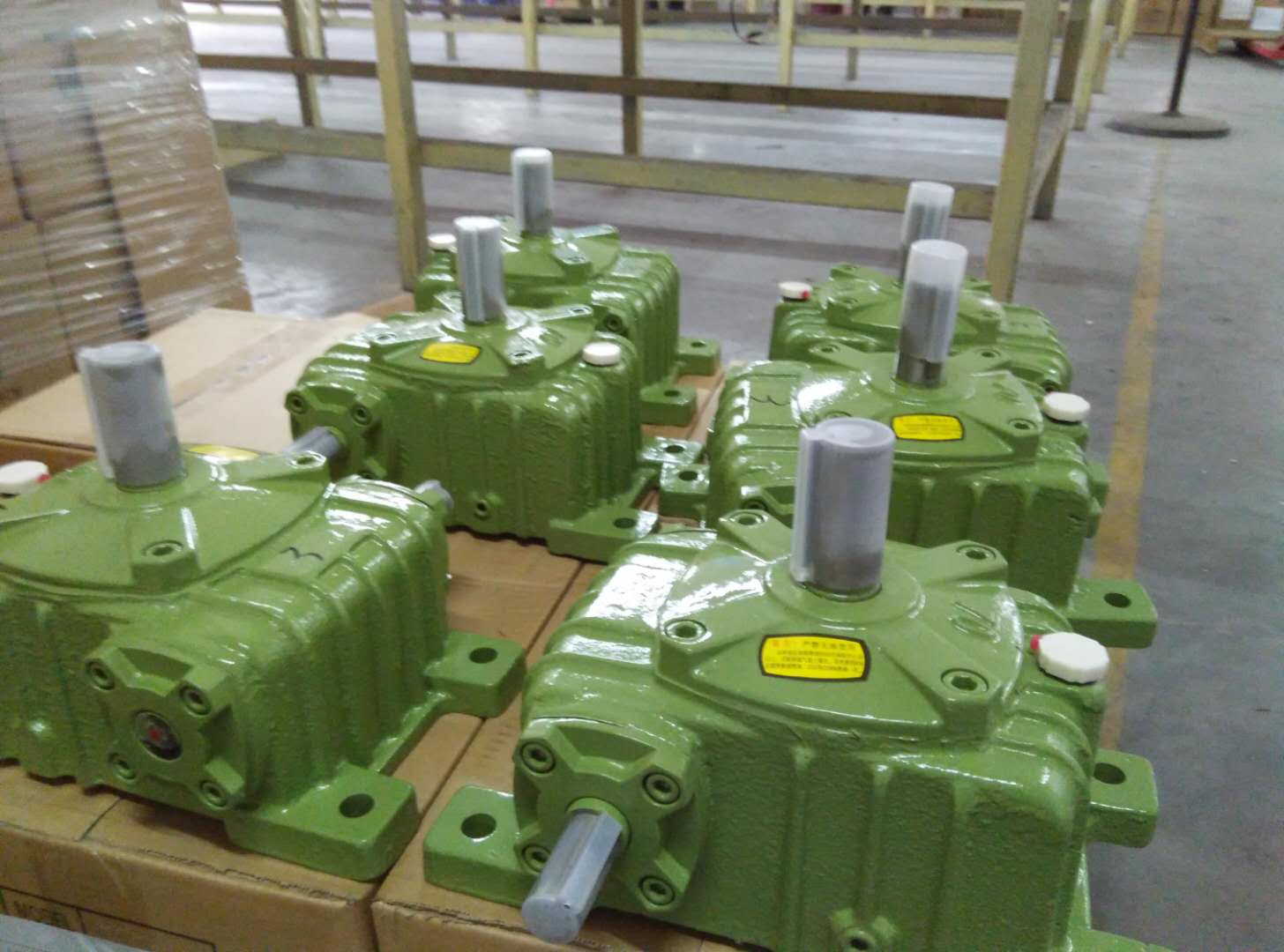如何選擇合適的蝸輪蝸桿減速機(jī)？
