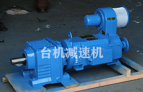 硬齒面斜齒輪減速機
